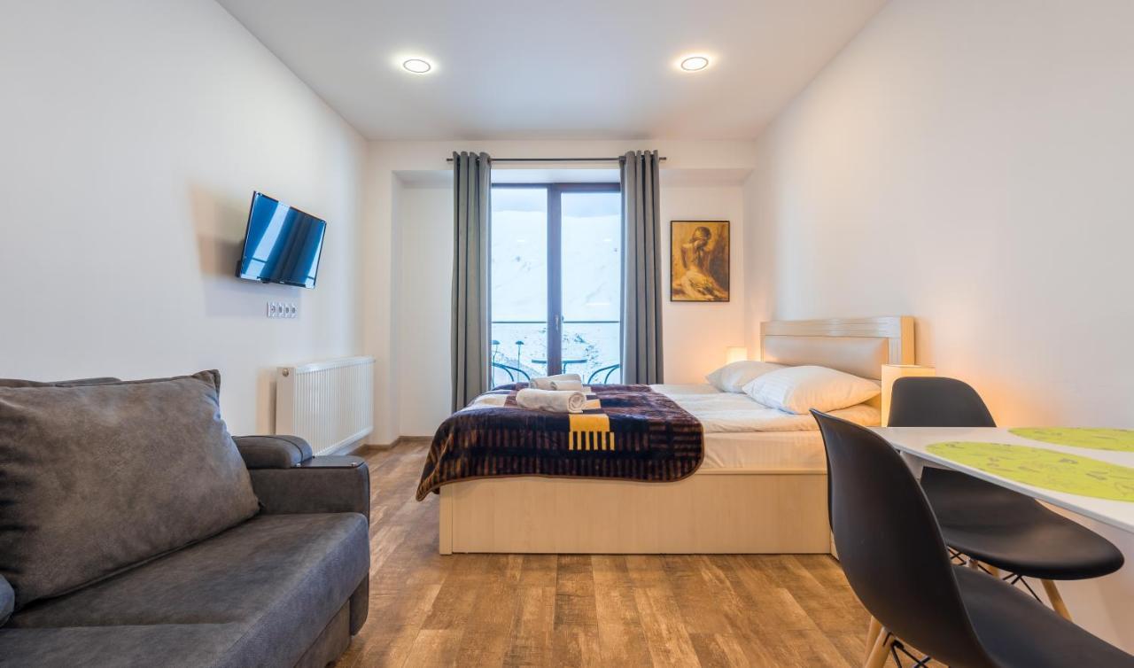 Gvc 240 New Gudauri Apartment Luaran gambar